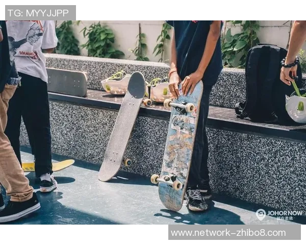 周磊独家分享滑板心得与技巧助你轻松掌握滑板运动的乐趣与挑战 周磊独家分享滑板心得与技巧助你轻松掌握滑板运动的乐趣与挑战
