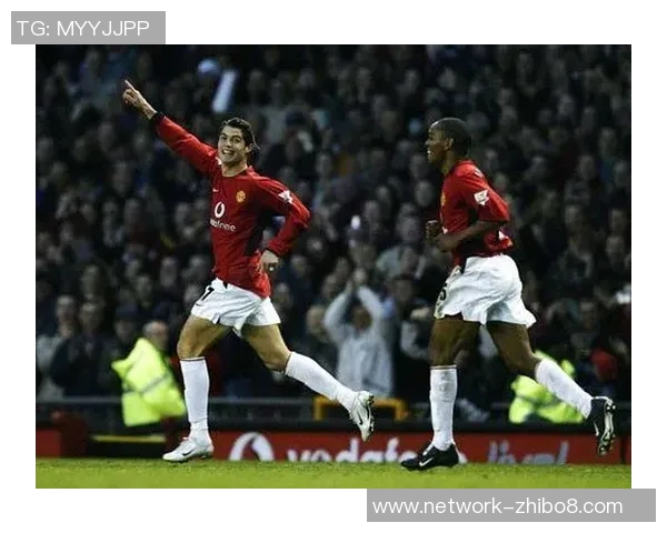 巅峰对决：曼联与皇马的传奇之战在绿茵场上展开