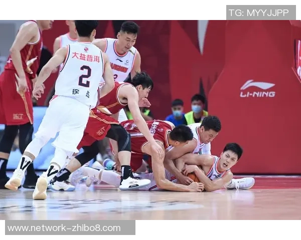 广东对阵浙江稠州篮球直播精彩瞬间全程回顾与分析