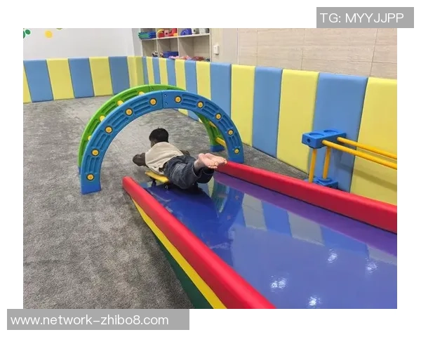 成都滑板队在世界滑板锦标赛中的拼搏历程与荣耀时刻回顾